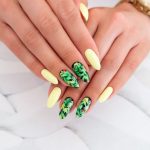 040 Gel Polish Semilac Canary Green 7ml - Image 3